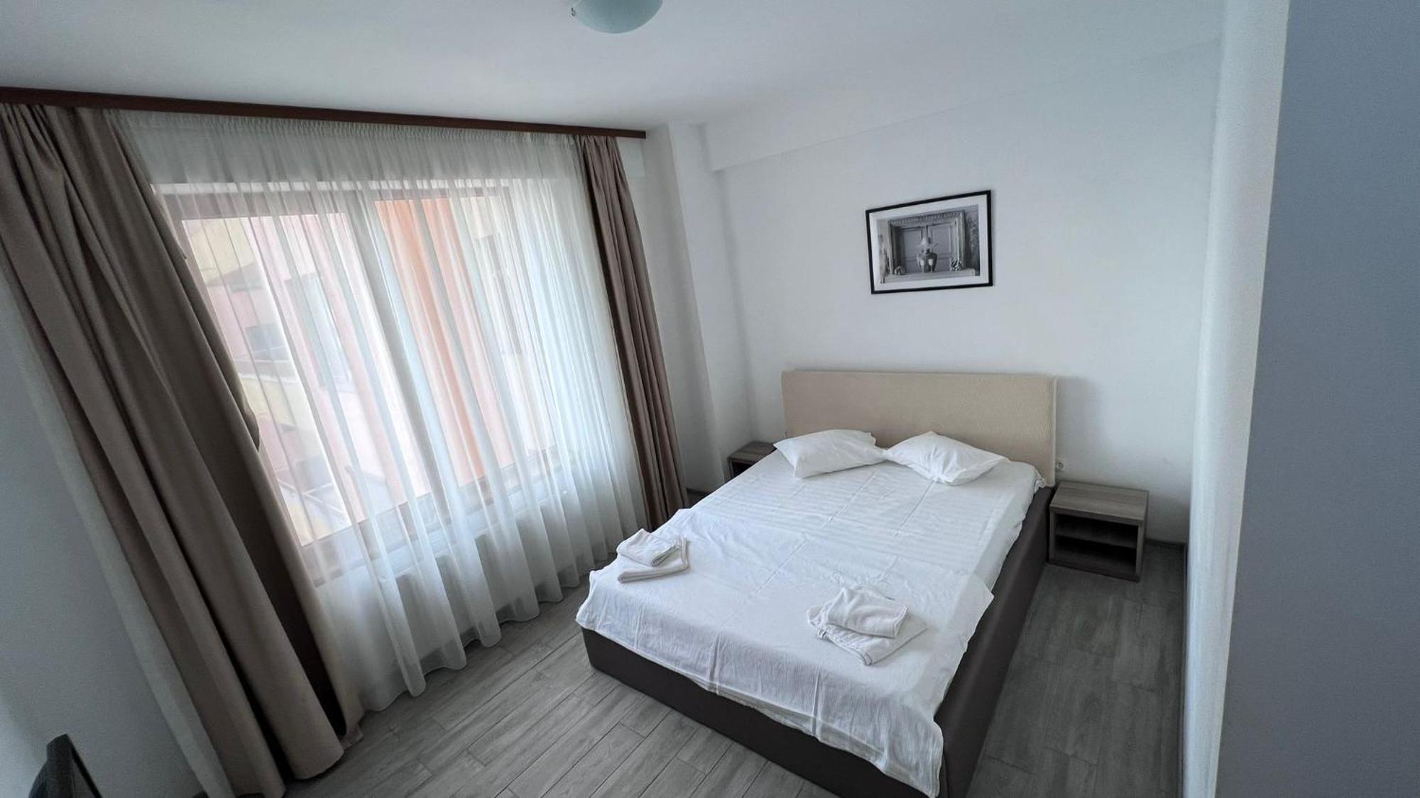 Summerland Apartmants Mamaia Nord Apartamento Exterior foto