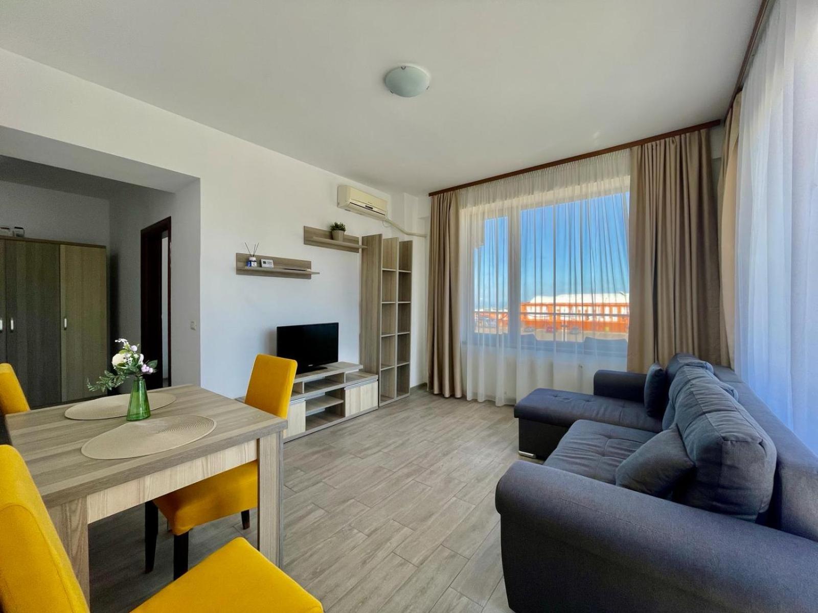 Summerland Apartmants Mamaia Nord Apartamento Exterior foto