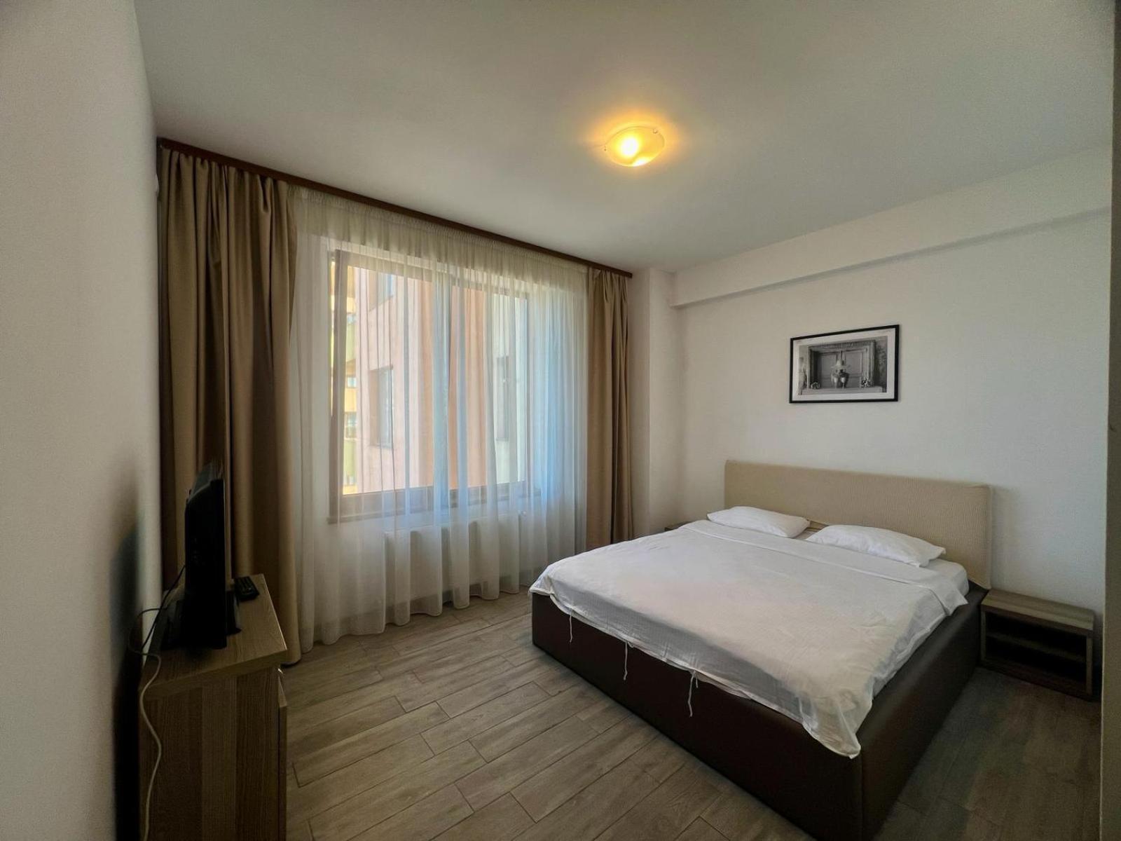 Summerland Apartmants Mamaia Nord Apartamento Exterior foto