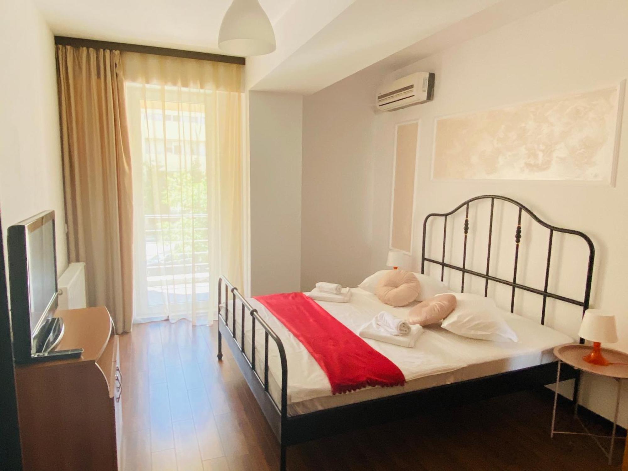 Summerland Apartmants Mamaia Nord Apartamento Exterior foto